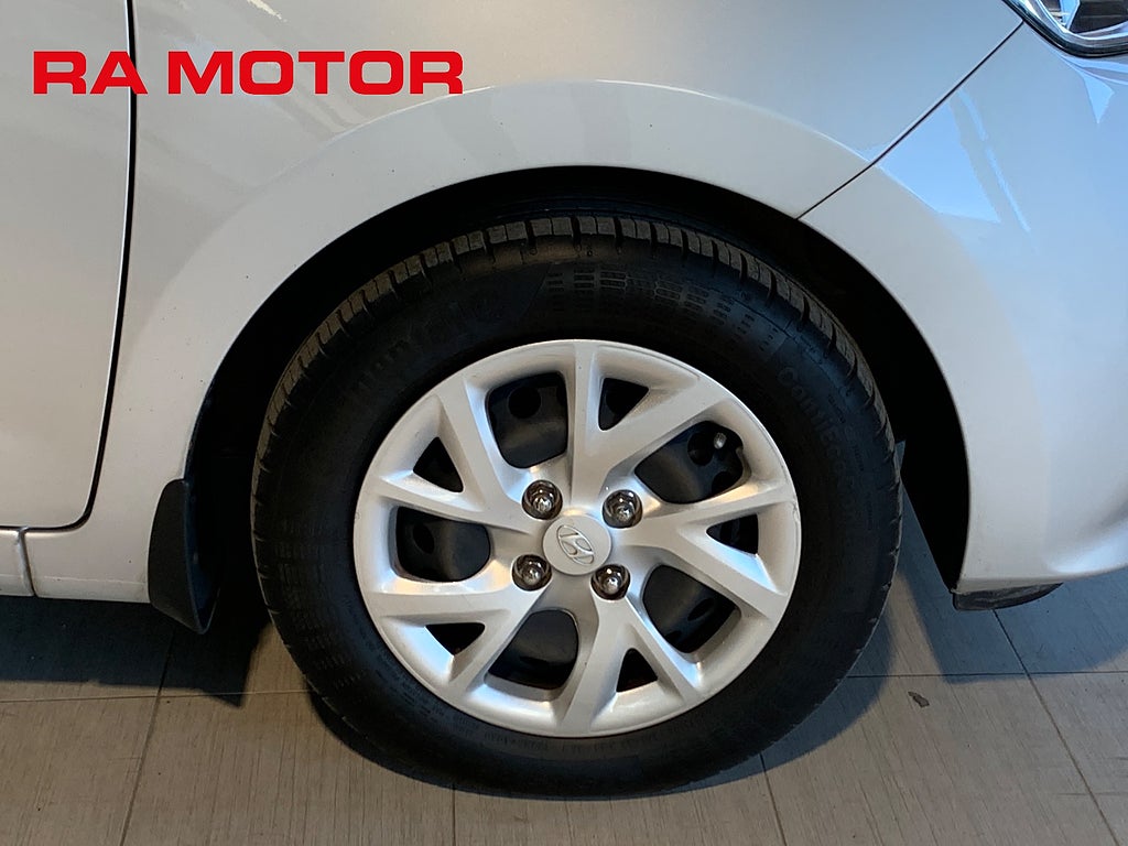 Hyundai i10 1,0 blue 67hk ComfortPlus Aut Bluetooth 1ägare P-sensor