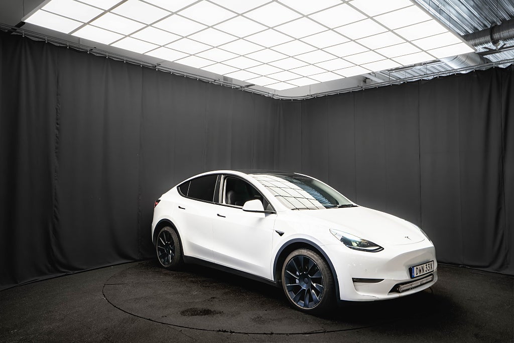 Tesla Model Y Long Range AWD DRAG 20'' PANO LÄDER 1-ÄGARE MOMS