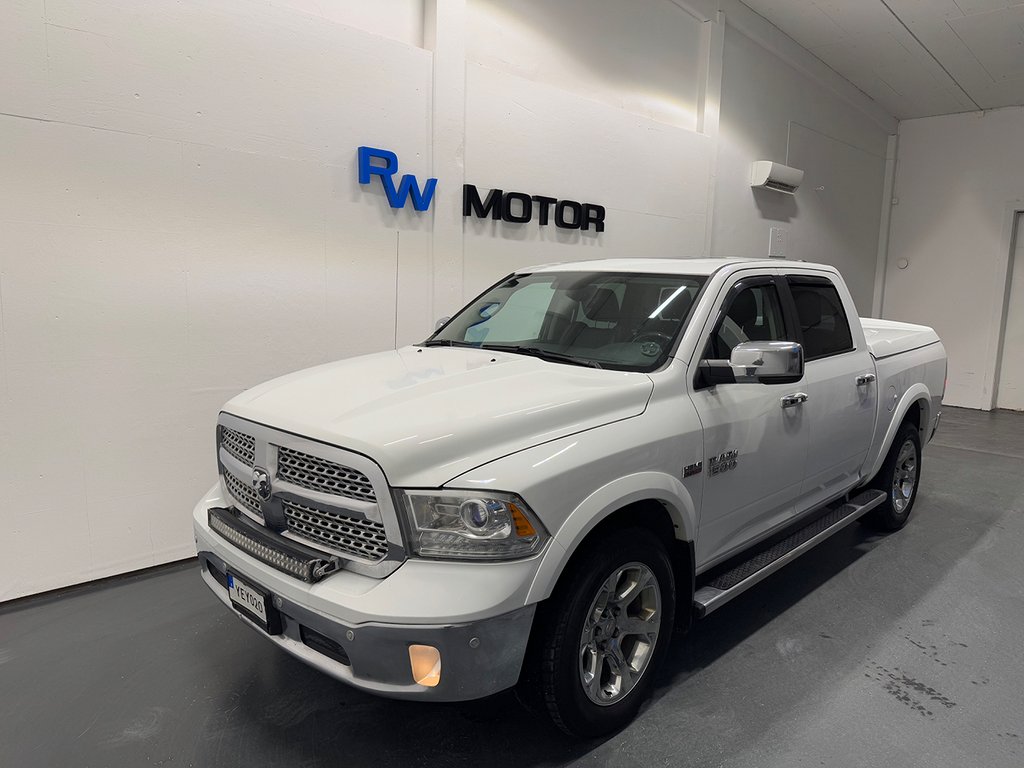 Dodge RAM 1500 5.7 V8 HEMI 4x4 395hk LARAMIE Taklucka (Moms)