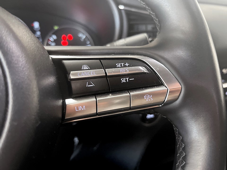 Bild på Mazda CX-30 Sky 2.0 SKYACTIV-X M 150hk - B-KAMERA, CARPLAY