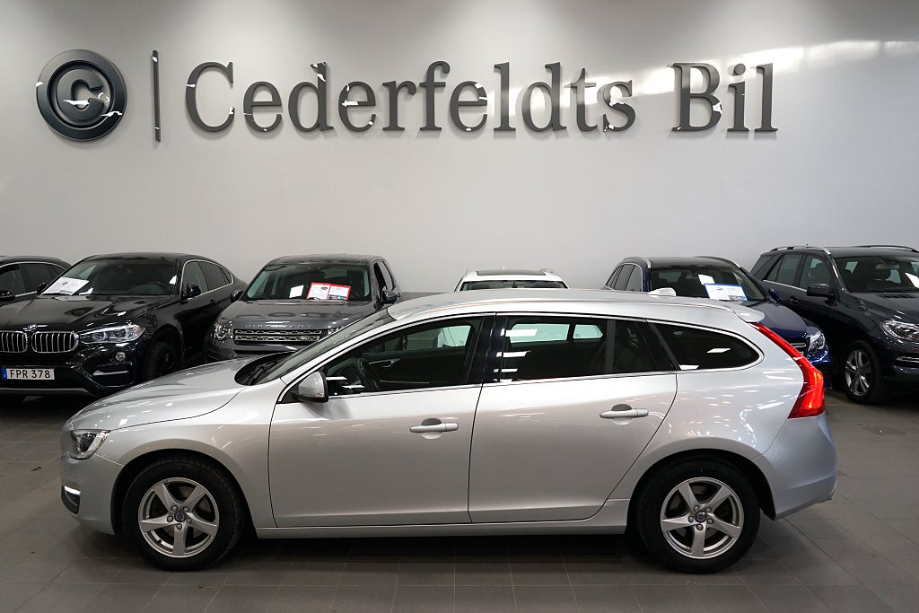 Volvo V60 D4 Geartronic Summum Drag Värmare P-Sensorer Skinn