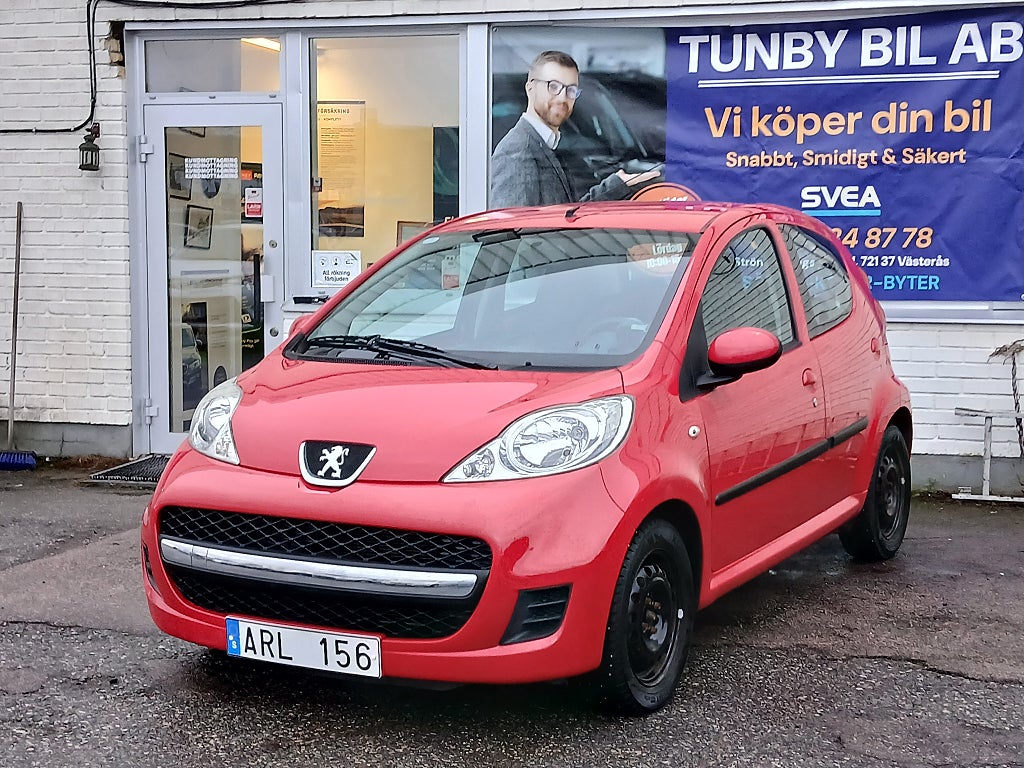 Peugeot 107 5-dörrar 1.0 Auto/OBS 3900 Mil/Nybesik/Serv/Värm