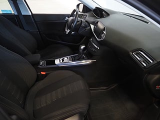 Halvkombi Peugeot 308 10 av 21