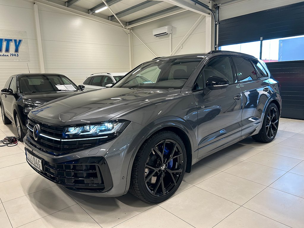 Volkswagen Touareg R eHybrid 3.0 V6 TSI  Se Spec