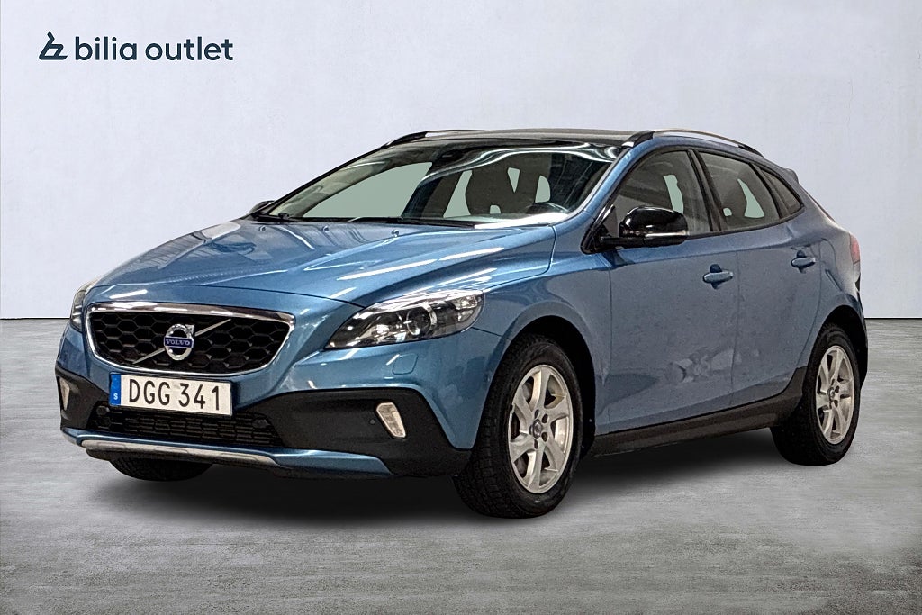 Volvo V40 Cross Country D3 aut Momentum BE PRO 150hk Panorama Navi Drag