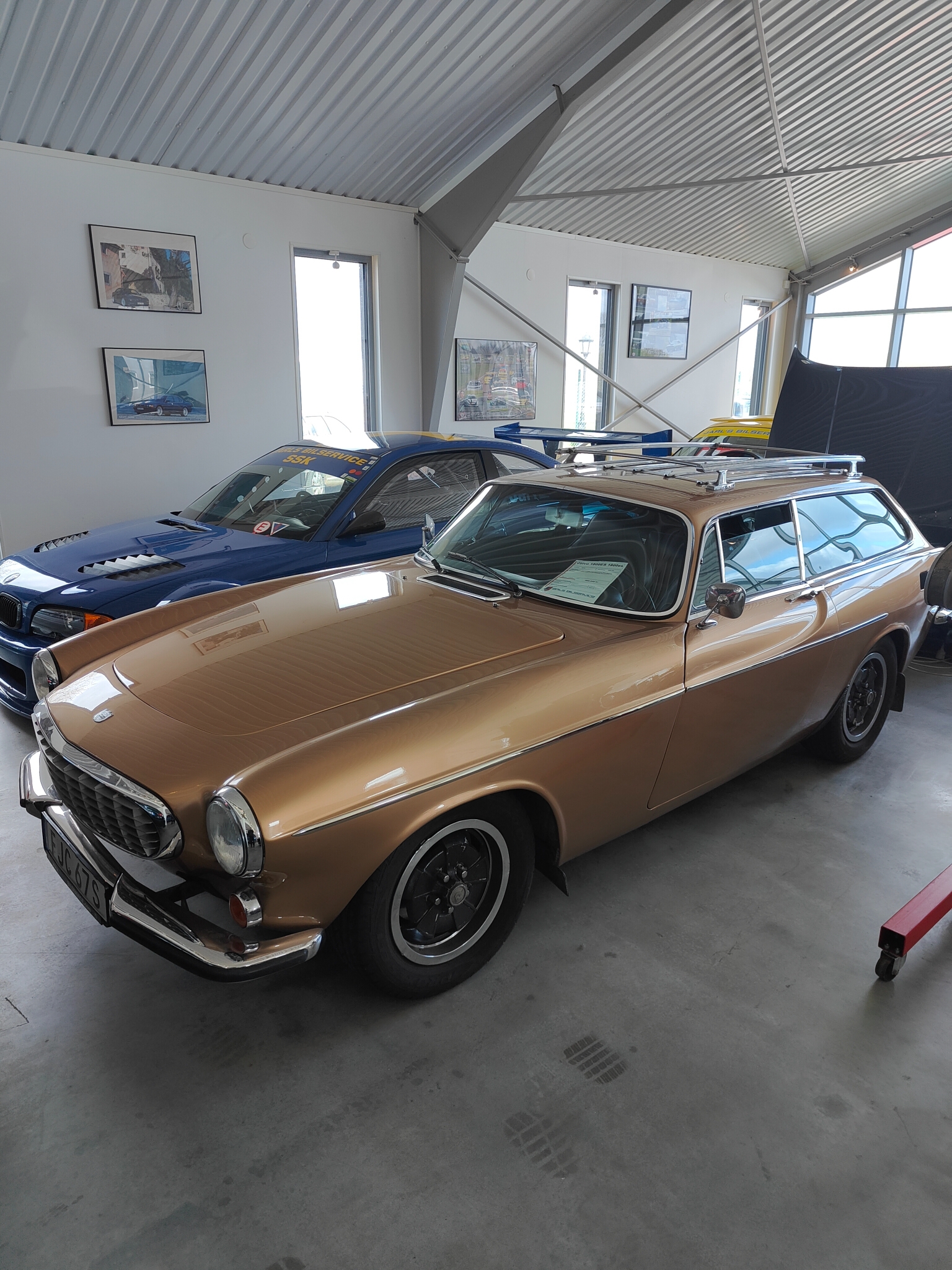 Volvo P1800