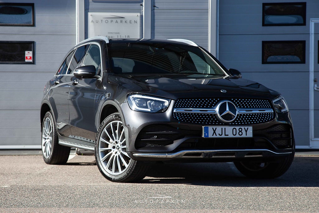Mercedes-Benz GLC300 e 300 e 4MATIC 9G-Tronic AMG Line Euro 6