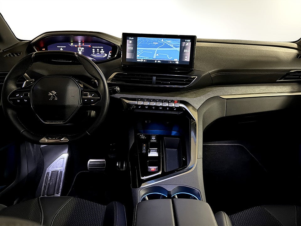 Bild på Peugeot 3008 GT 1.2 PT 130hk Aut B-KAMERA CARPLAY