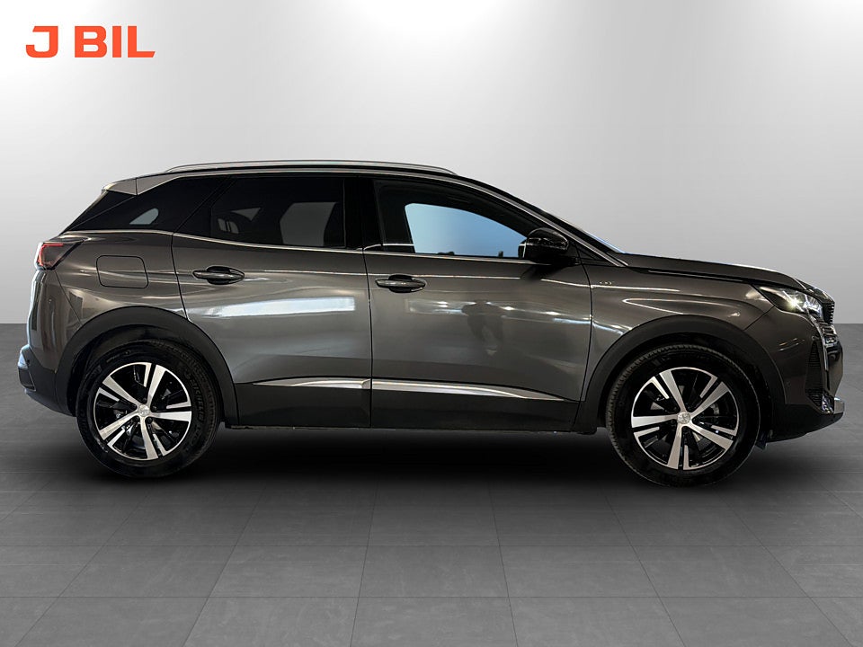 Bild på Peugeot 3008 GT 1.2 PT 130hk B-KAMERA CARPLAY