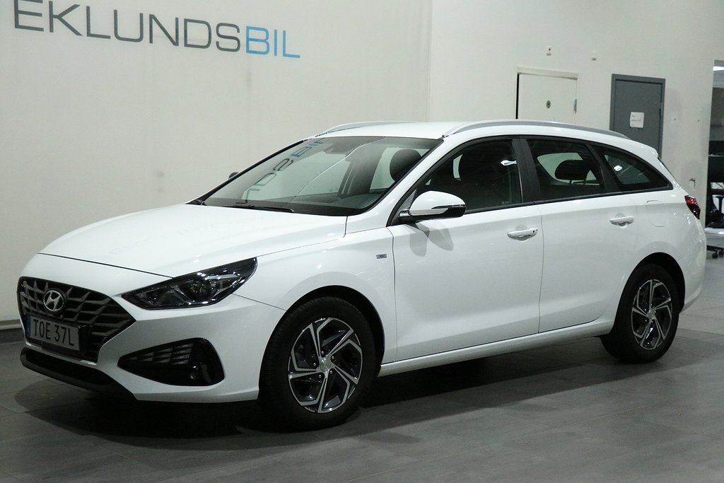 Hyundai i30 Kombi 1.0 iMT Essential B-kamera Dubbelkommando