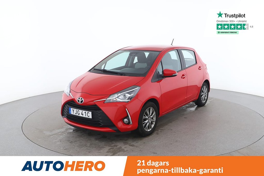 Toyota Yaris / Backkamera, Helljusassistans, Lane assist