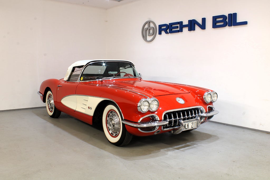 Chevrolet Corvette 4.6 V8 Powerglide Automat 233hk