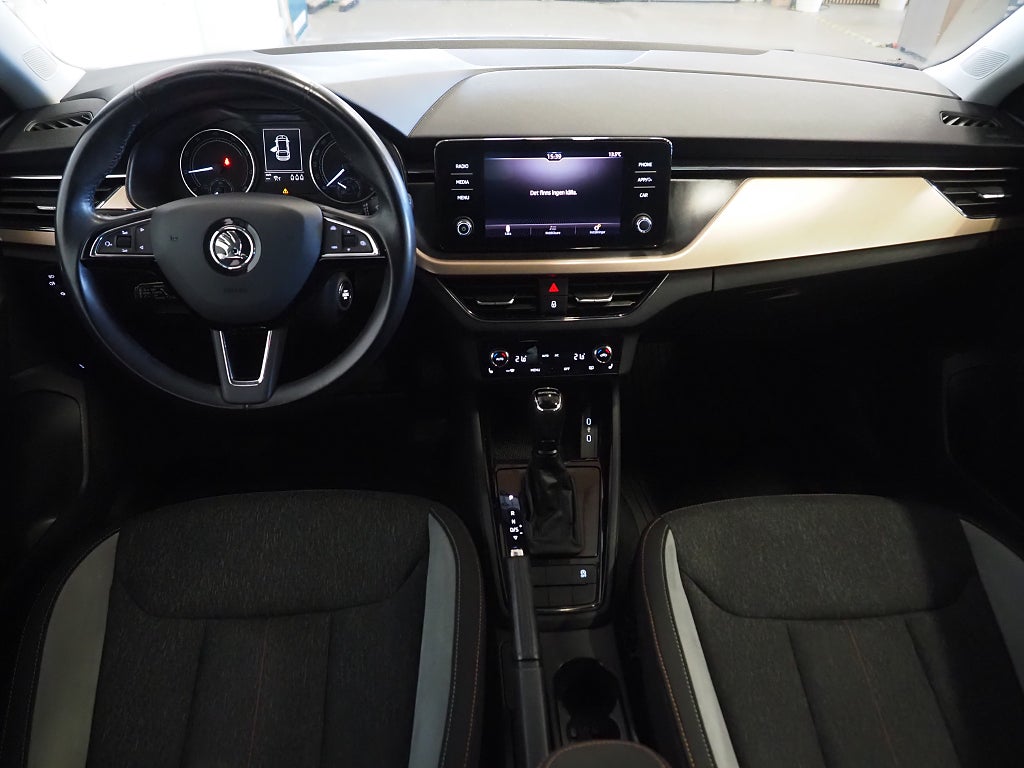 Skoda Scala 1.0 TSI 115hk Style | Backkamera | Drag | Keyless |