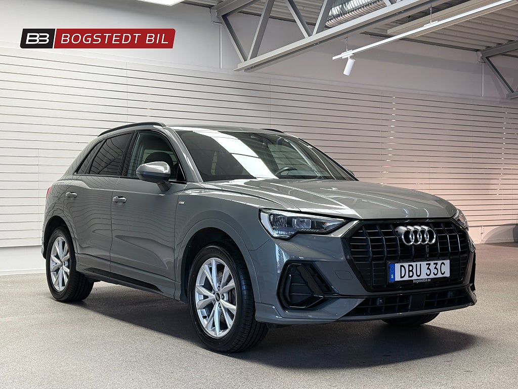 Audi Q3 45 TFSI e 245hk S-line | Dragkrok | Svart Optikpaket