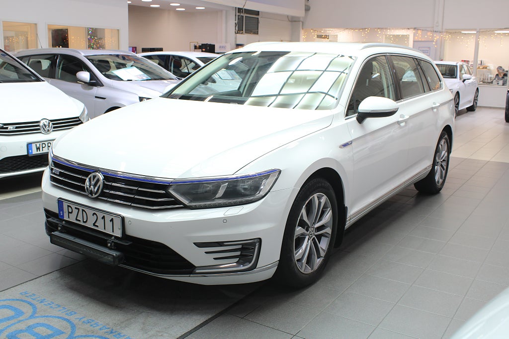 Volkswagen Passat Variant GTE 1.4 TSI ACT GTE Webasto/B-kamera