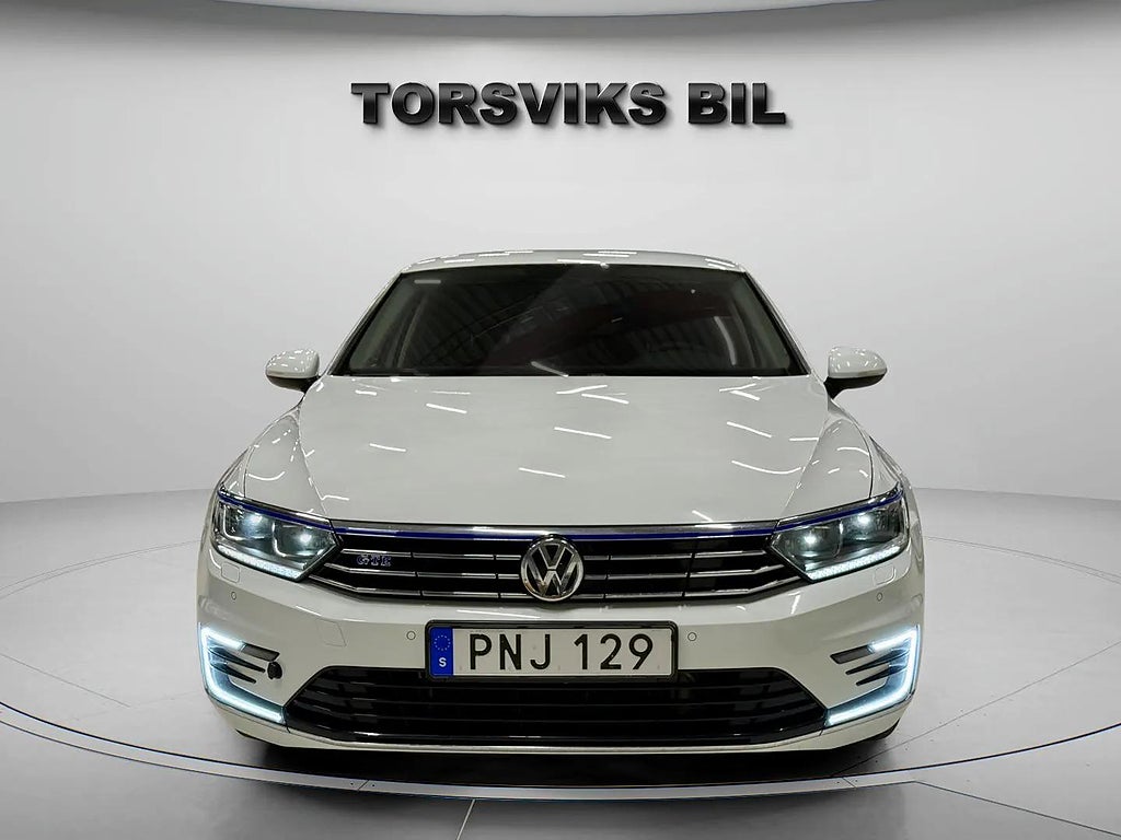 Volkswagen Passat GTE 1.4 TSI ACT GTE S&V hjul, Fullservad, Garanti - miniatyr 9
