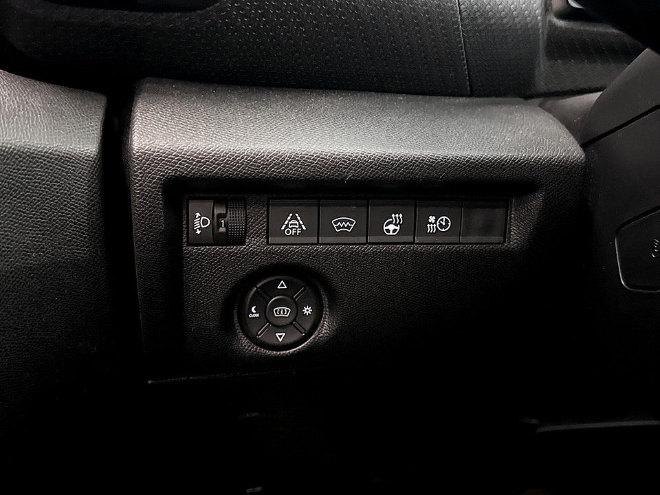 Bild på Citroën e-C4 Shine 50kWh 136hk Aut B-KAMERA CARPLAY