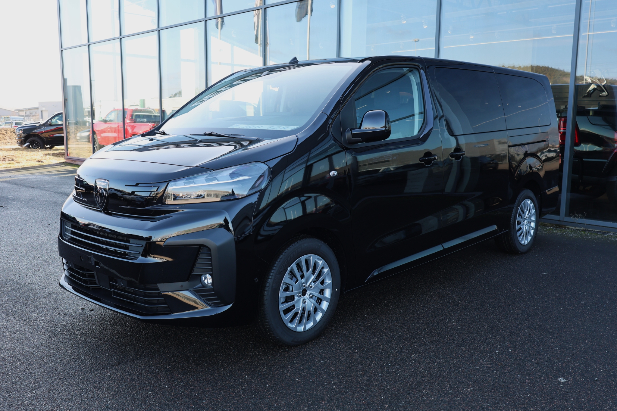 Peugeot Traveller 2026, bild 4/27