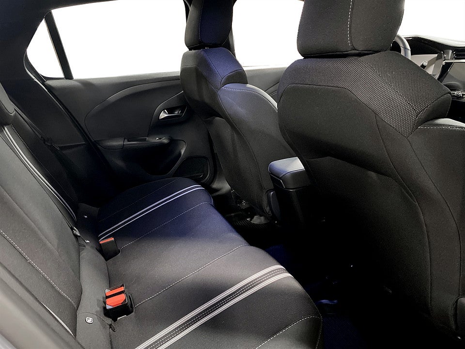 Bild på Opel Corsa GS 1.2 PT 130hk Aut B-KAMERA CARPLAY