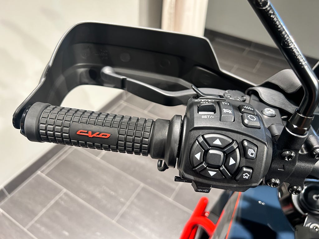 Harley-Davidson HD Pan Amercia 1250 s CVO/24mil/Akrapovic/PUIG/Innerväskor