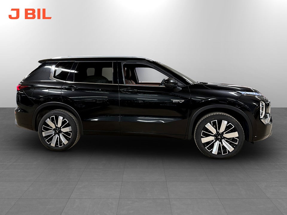 Bild på Mitsubishi Outlander Instyle+ Plug-In Hybrid 4WD