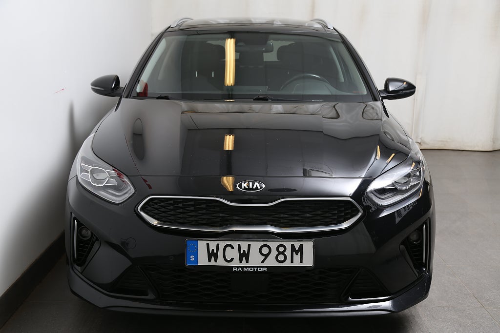 Kia Ceed Sportswagon Plug-in Plus 2 Panorama Skinn Drag Värmare