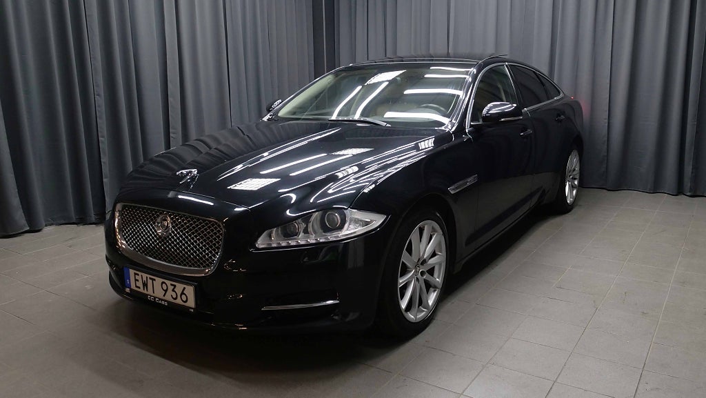Jaguar XJ 3.0 V6 Premium Luxury Panorama Läder