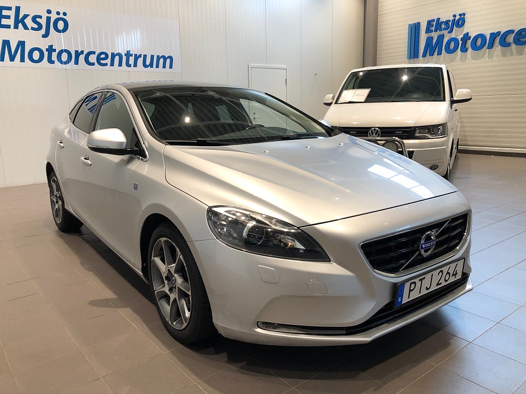 Volvo V40 D2 Powershift Momentum, Ocean Race