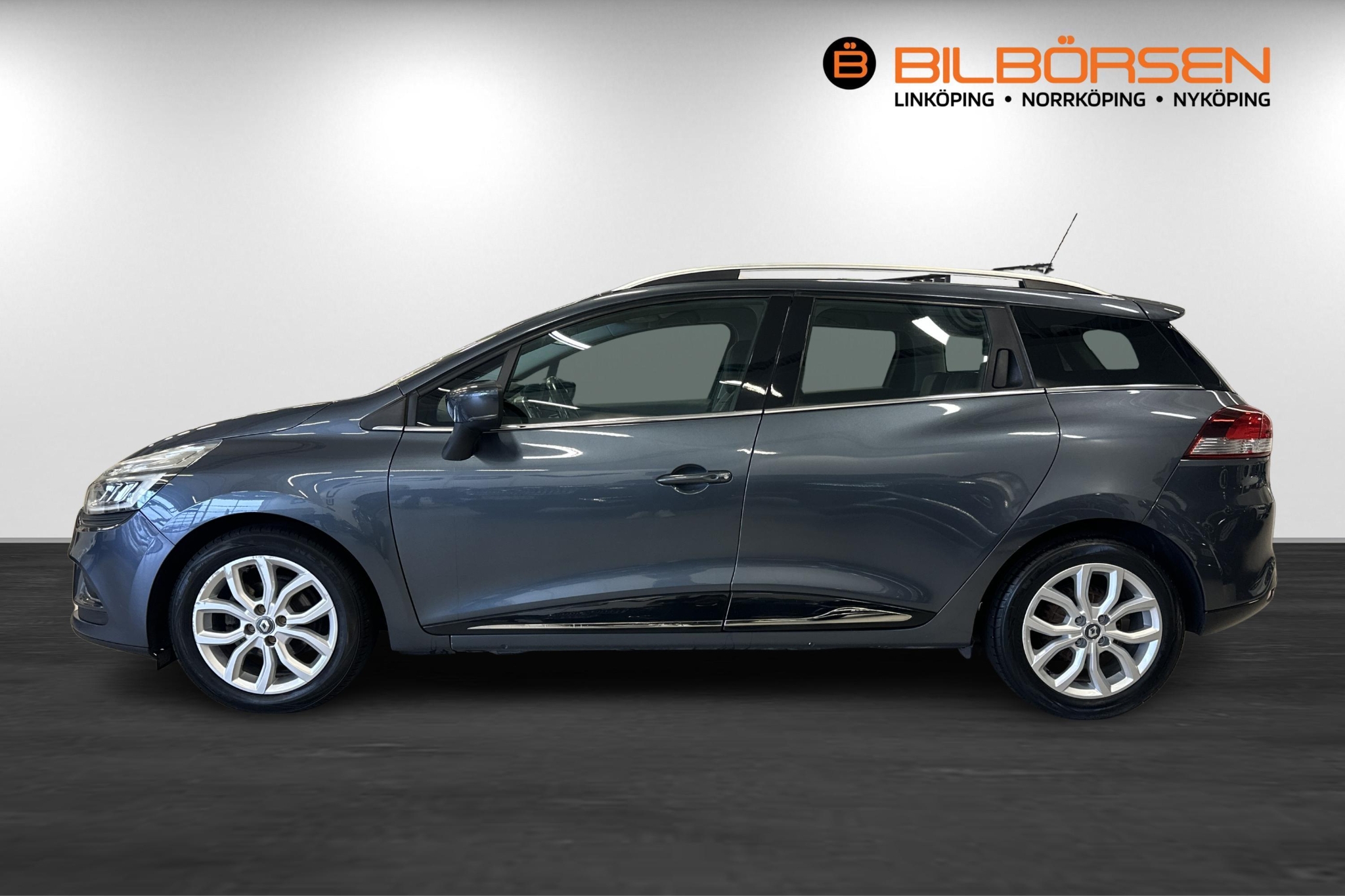 Renault Clio TCe 120 Intens 2017, bild 4/10