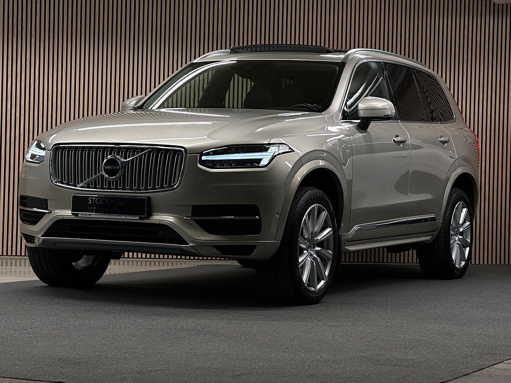 Volvo XC90 T8 AWD/ INSCRIPTION LOUNGE/ MASSAGE/ LUFT-F/ PANO