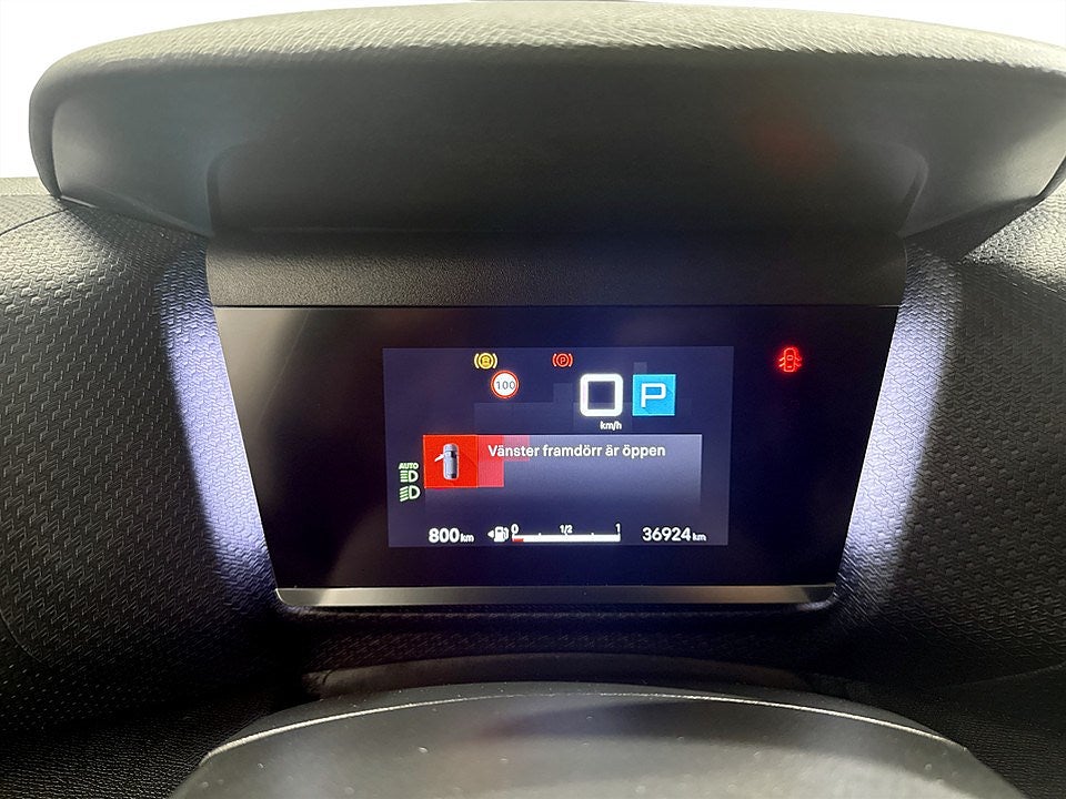 Bild på Citroën C4 Shine 1.2 PT 130hk Aut - B-KAMERA, RATTVÄRME