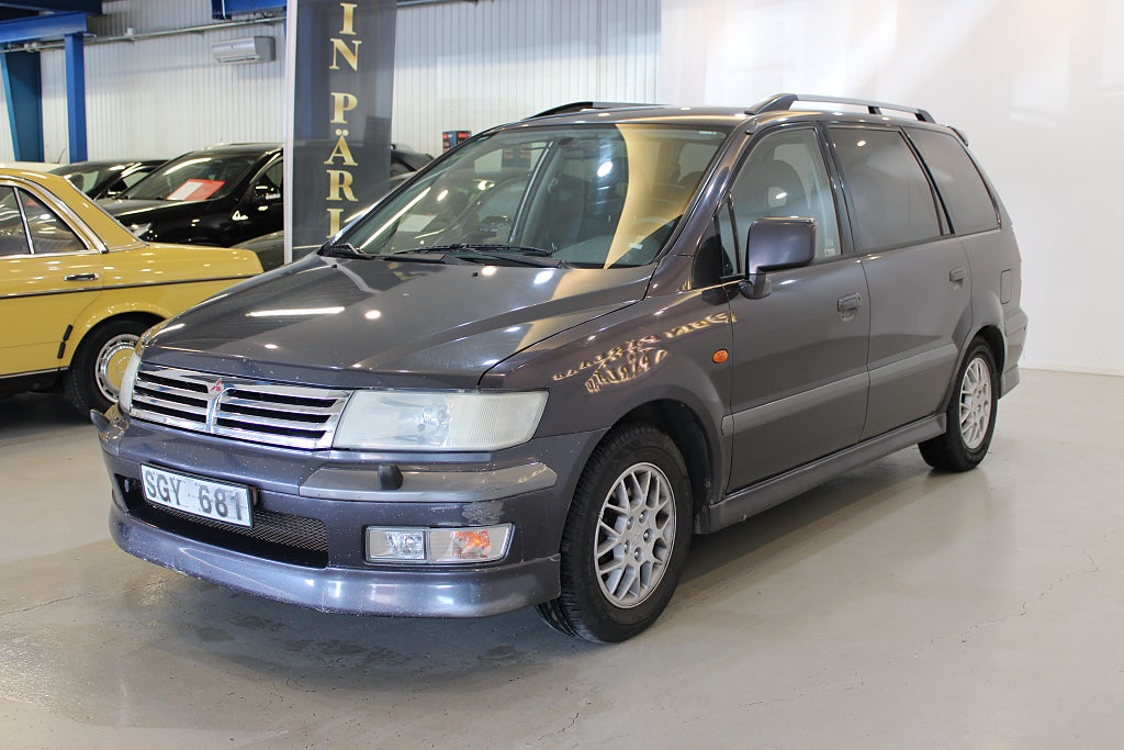 Mitsubishi Space Wagon 2.4 Automat  6 Sits M-Värme
