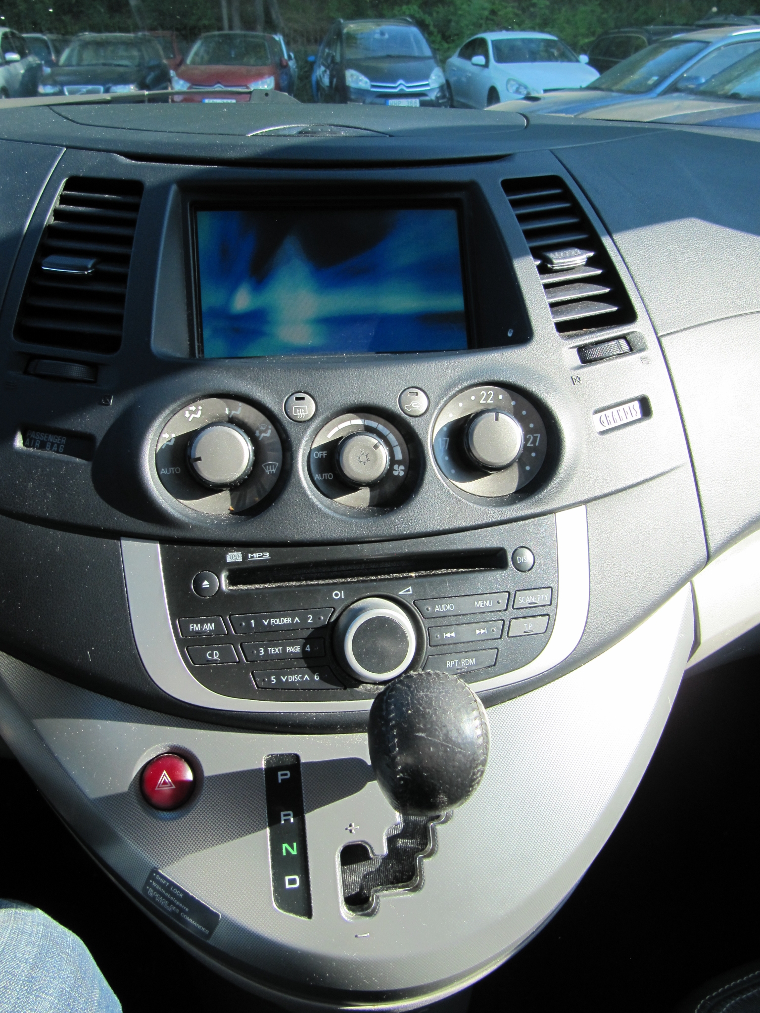 Mitsubishi Grandis 2008, bild 7/10