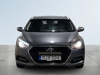 Hyundai i40 cw 1.6 GDI ActivePlus Mvärm Drag LED-ramp S/V-hjul – bild 2