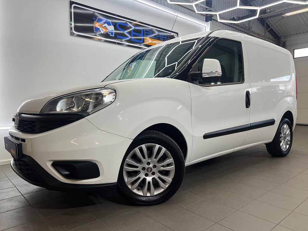 Fiat Doblò Van 0.7 t 1.3 16V MultiJet Manuell, 95hk Värmare V-hjul