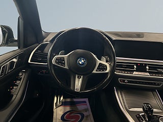 BMW X5 xDrive45e M Sport S&V/Pano/Skinn/Kamera/Carplay/MOMS