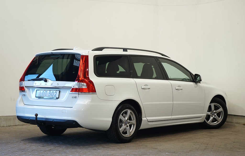 Volvo V70 D2 Geartronic Automat Värmare Dragkrok 115hk