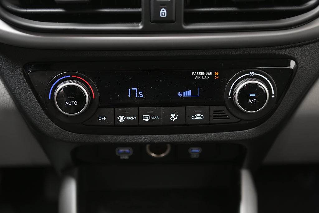 Hyundai i10 1,0 blue AMT Advanced Aut Kamera CarPlay 2024