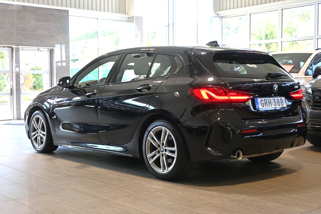 BMW 118I 2021 - miniatyr 3