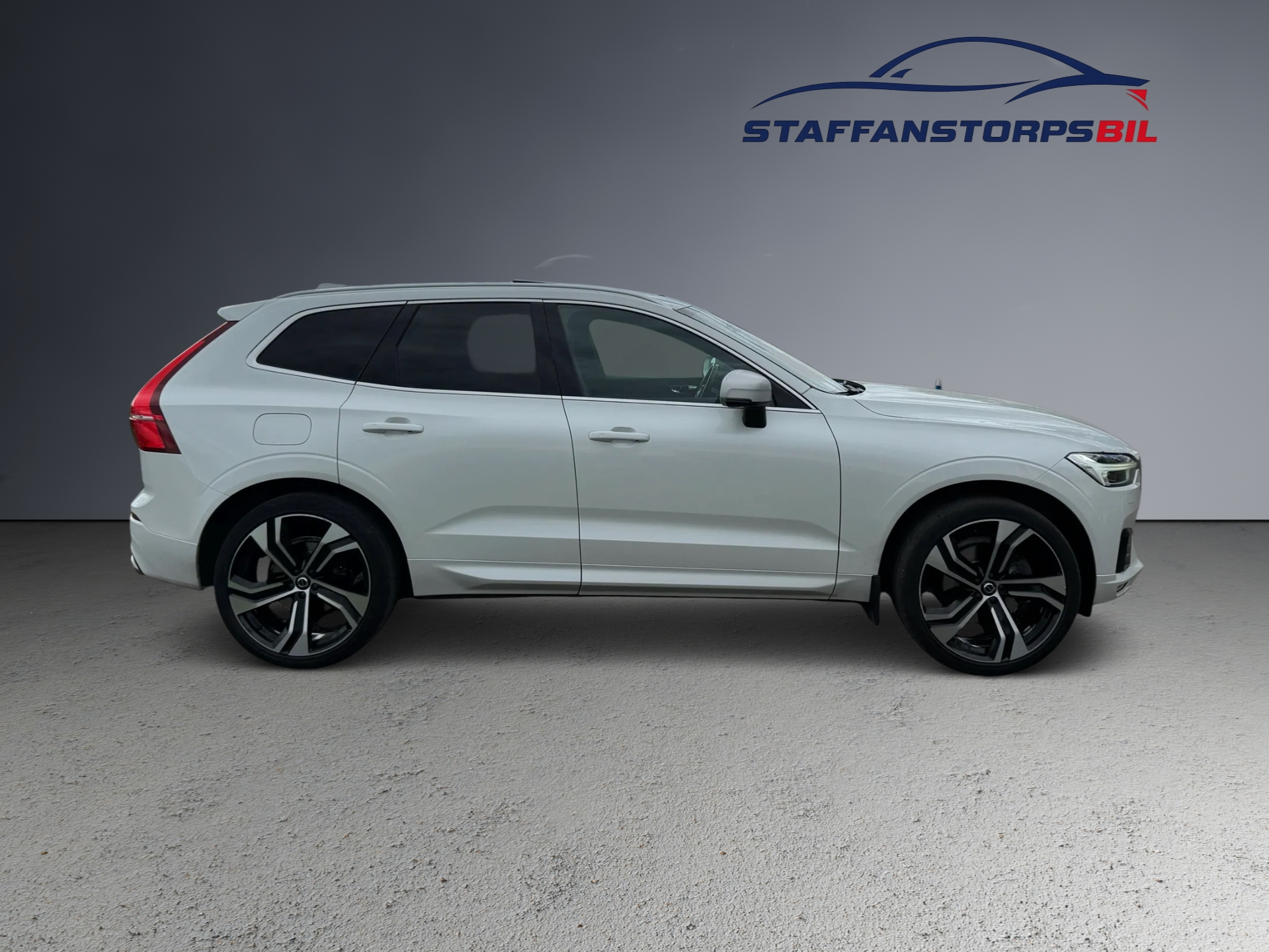 Volvo XC60 D4 AWD Geartronic R-Design 2019, bild 4/54