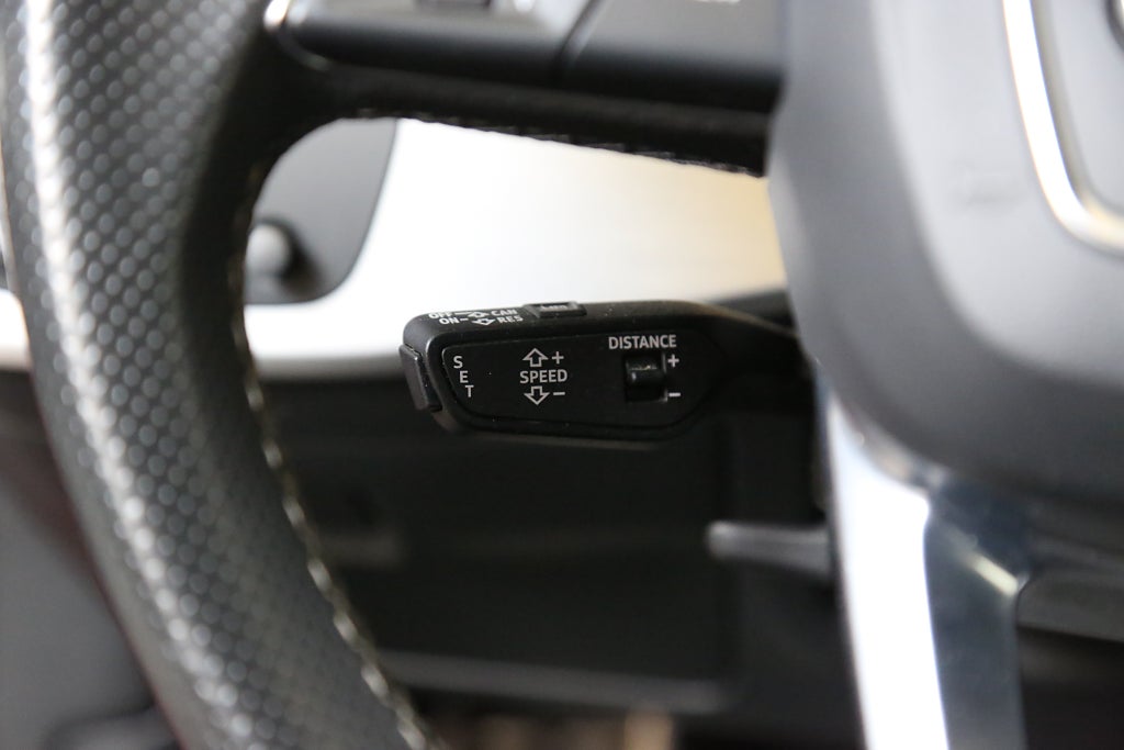 Audi A4 Avant 40 TFSI Quattro S Tronic S Line Värme Drag 2021