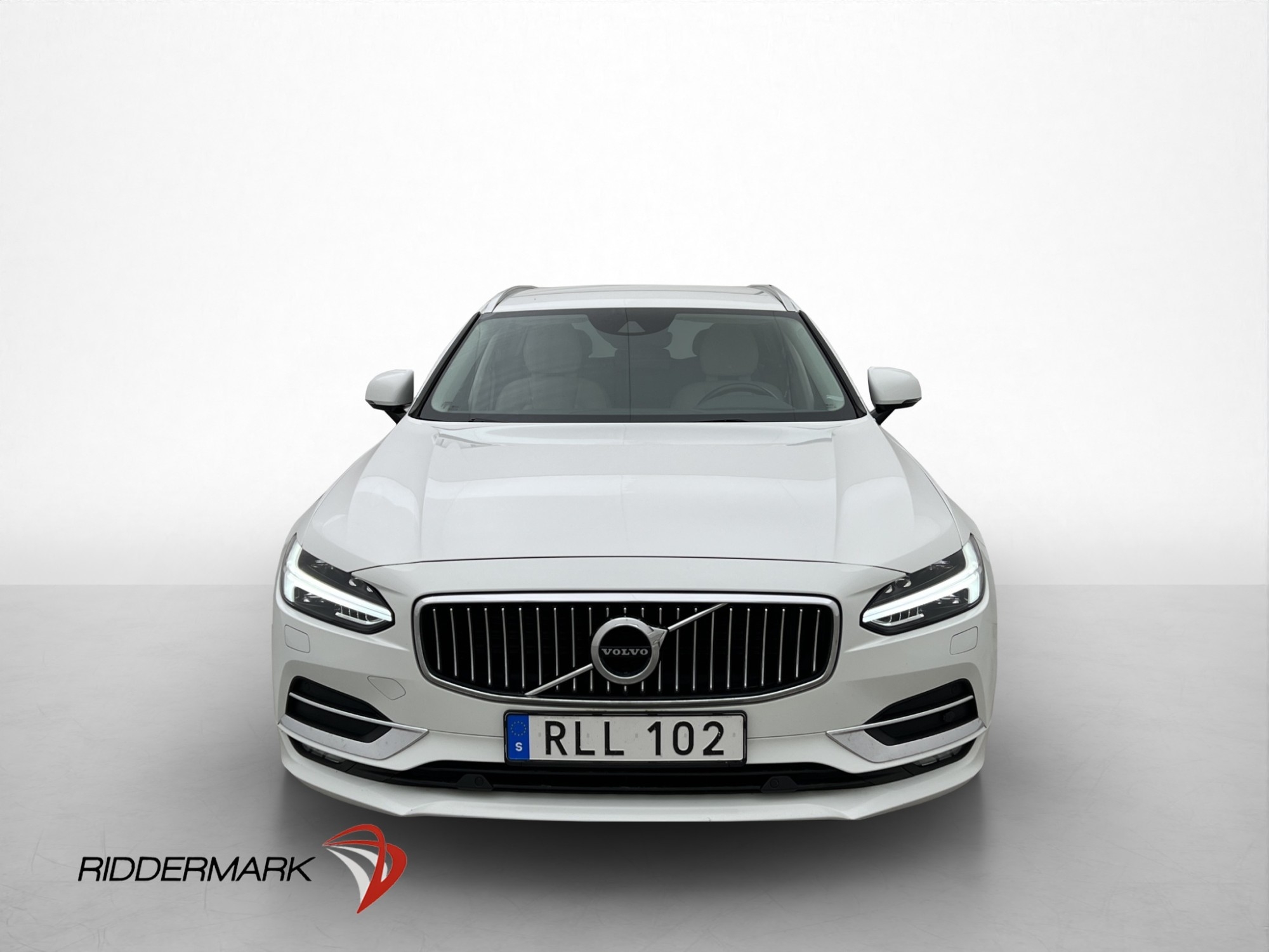 Volvo V90 2018, kuva 2/63