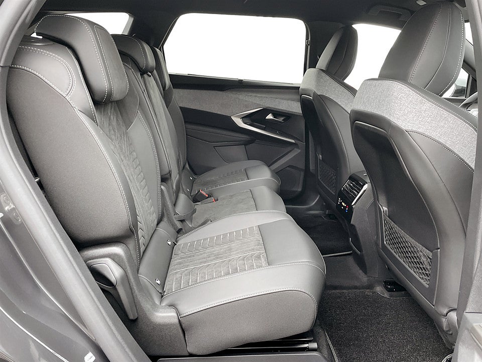 Bild på Peugeot E-5008 Winter Edition Ultimate - DEMO