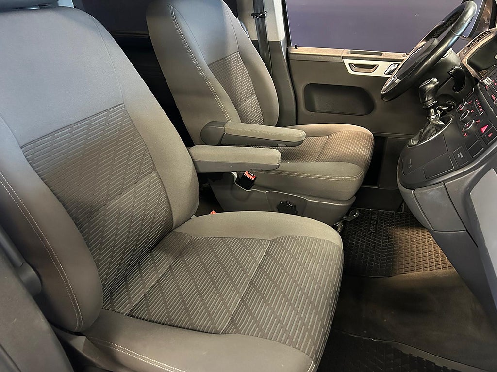 Volkswagen Multivan 2.0 TDI BMT Manual, 180hp, 2012