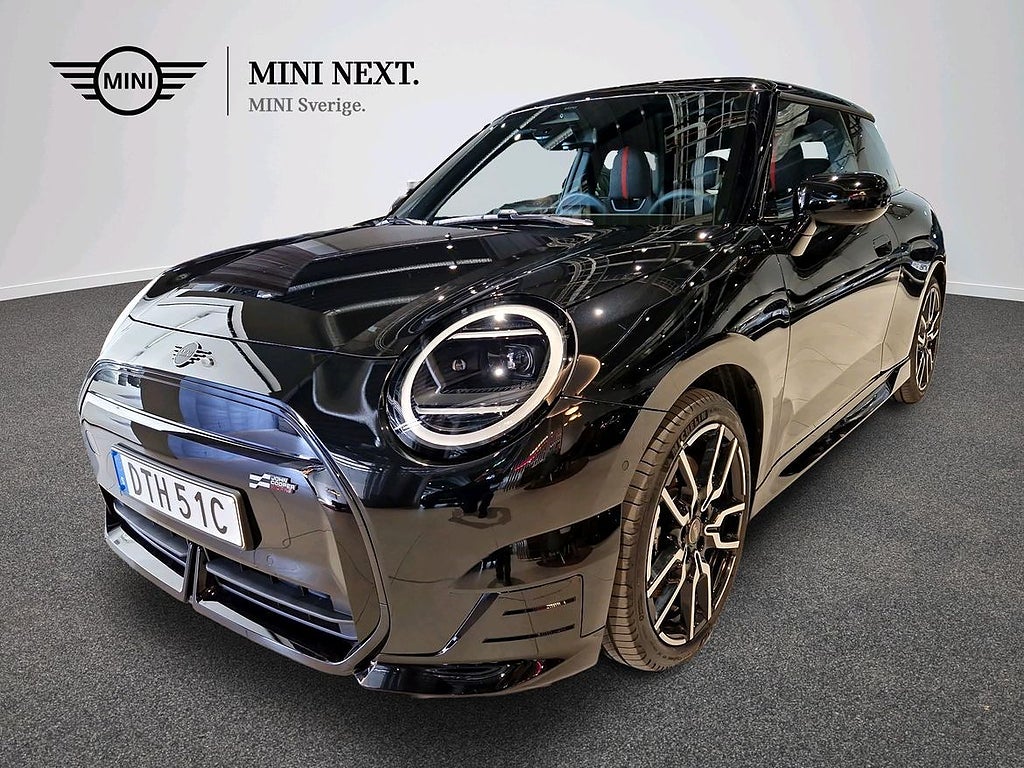 MINI Cooper SE John Cooper Works Trim, Paket S