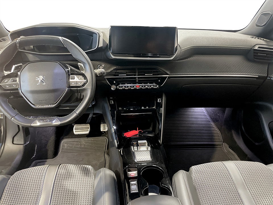 Bild på Peugeot 2008 GT 1.2 PT 130hk Aut B-KAMERA CARPLAY