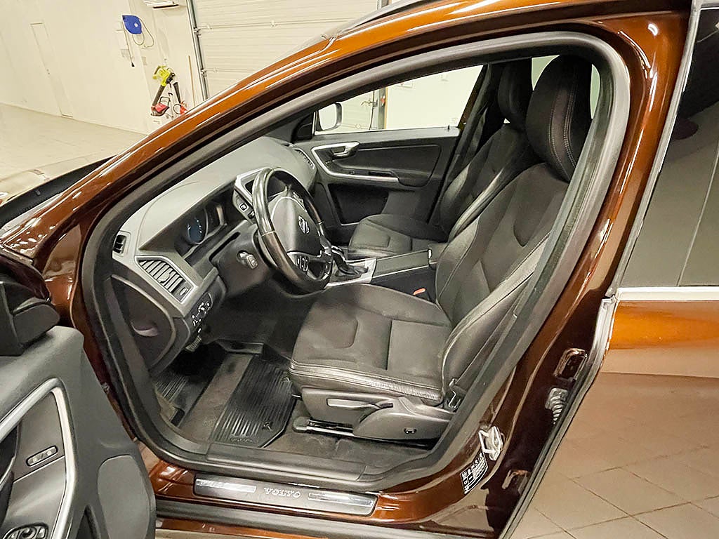 Volvo XC60 d4 190Hk Automat Momentum