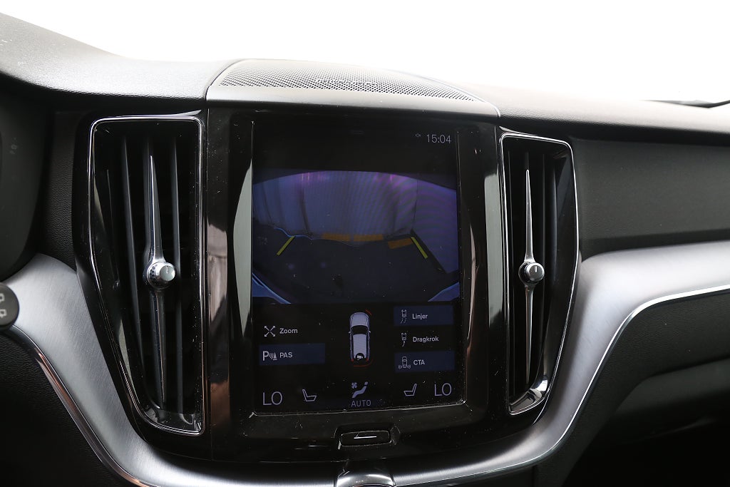 Volvo XC60 B4 Diesel 197hk Momentum Adv Edt II AWD H/K VOC Drag 2021