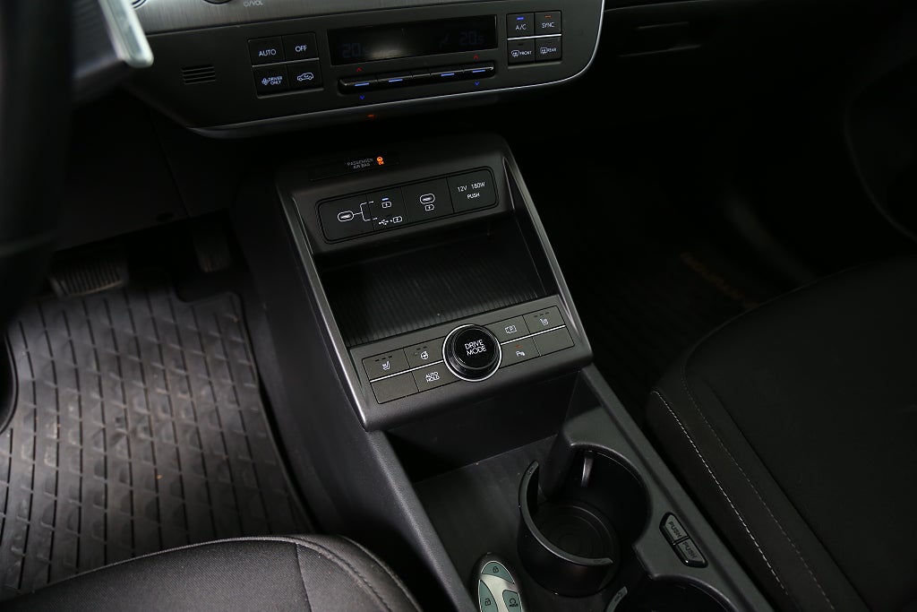 Hyundai Kona Electric Standard Range Essential 2024