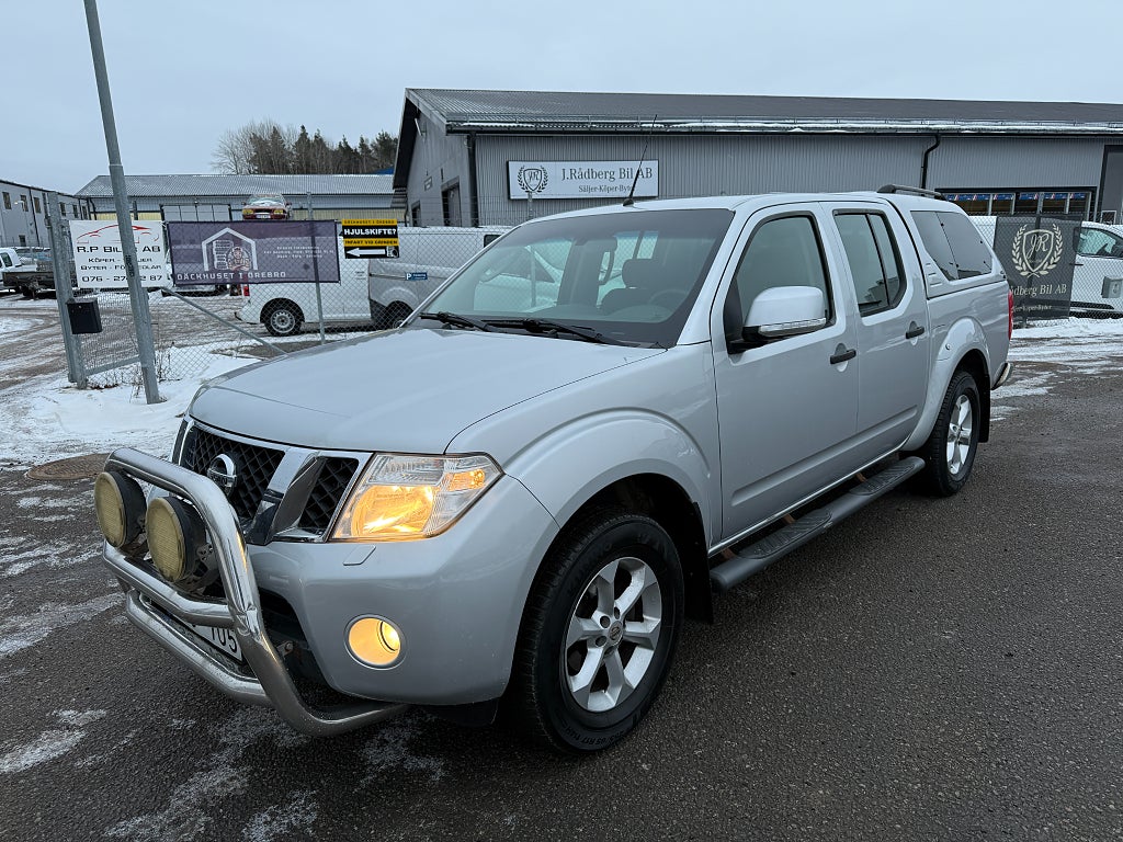 Nissan Navara Dubbelhytt 2.5 dCi 190hk 4x4 Automat 2 ägare Momsbil 